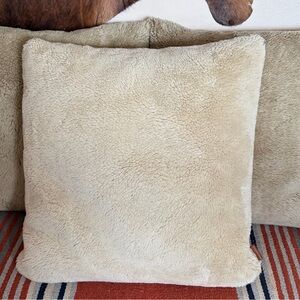 UGG Set of 3 Zippered Wool Sherpa Fleece x-Large Pillow  24" X 24"  Beige Brown